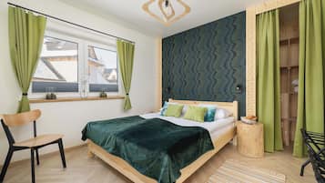 Fer et planche Ă repasser, lit parapluie, Wi-Fi, draps fournis