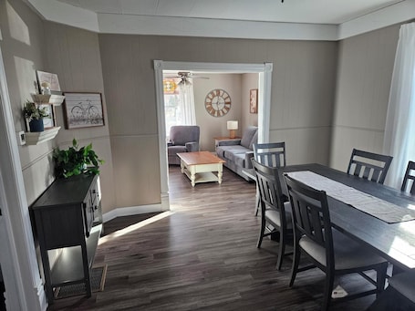 Dining. The Stuga - 2-bedroom house in lovely Slayton, located by a park.