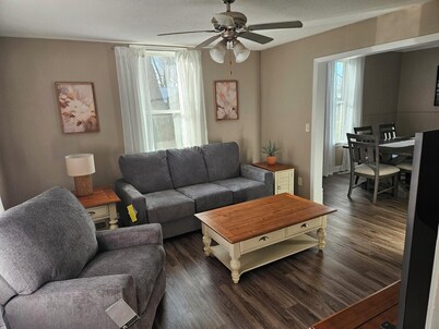 The Stuga - 2-bedroom house in lovely Slayton, located by a park.