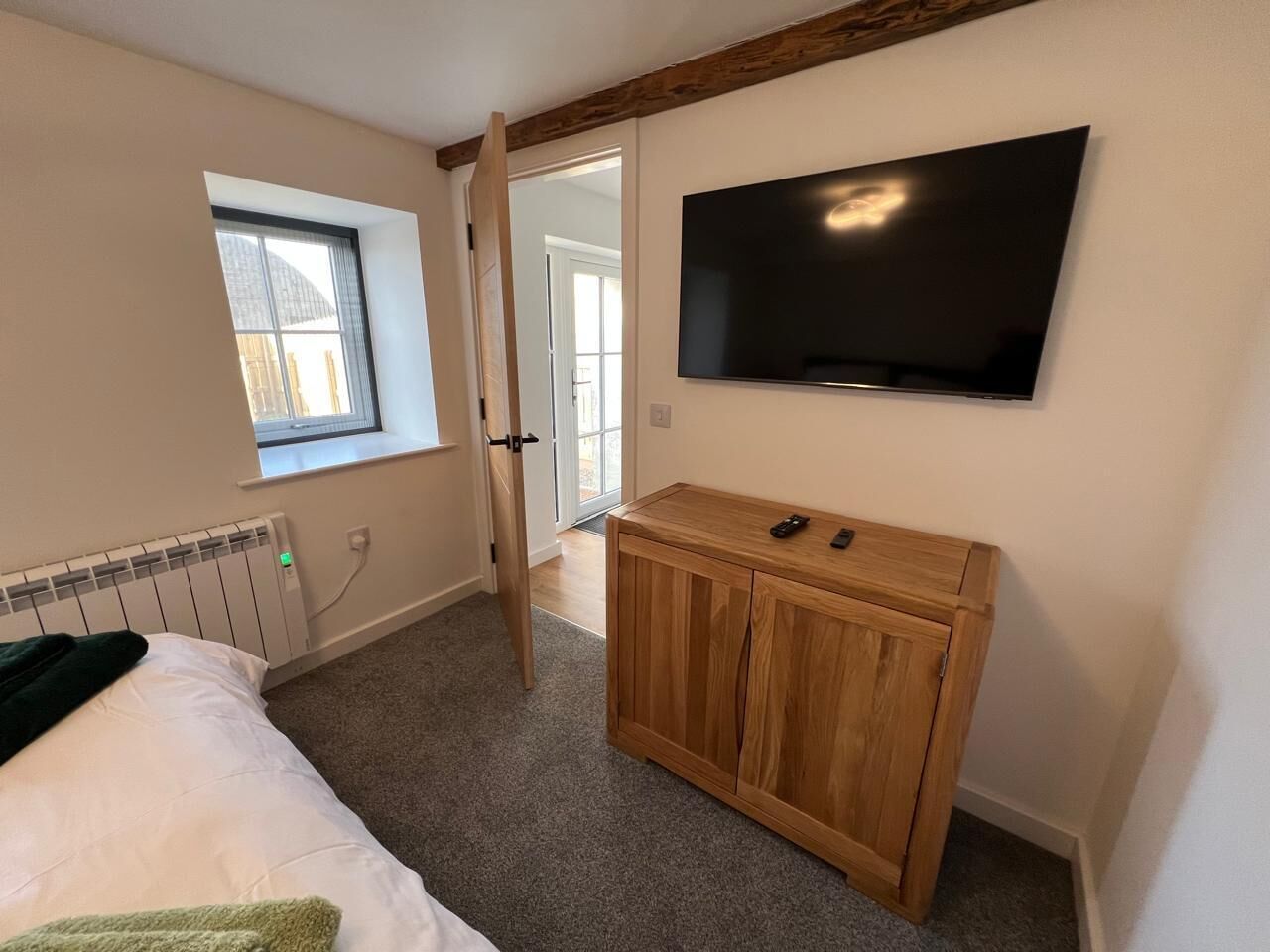 Bügeleisen/Bügelbrett, WLAN, Bettwäsche