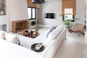 Living area - Almiros Sand Apartments (Agios Nikolaos)