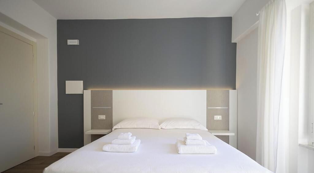 Superior-Doppelzimmer, 1 Queen-Bett, Stadtblick | Badezimmer | Hausschuhe