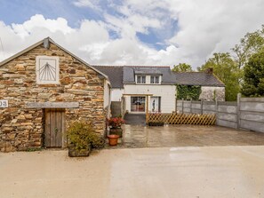 Exterior - Quiet cottage in nature near Nantes (Héric)