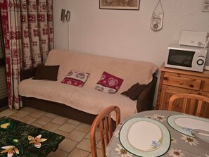 TV - 3-room apartment, sleeps 6, parking, south balcony in Valloire (Valloire)