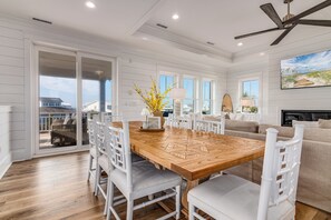 Dining - Brand NEW! 5 Bedroom home off South Bald Head (Bald Head Island)