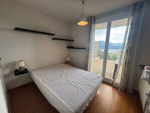 1 bedroom - Comfortable apartment with terrace on ground floor (Les Angles)