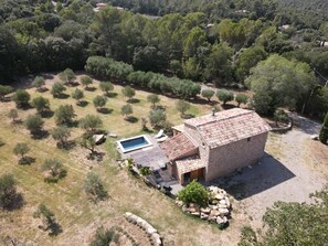 Exterior - Country house in the heart of vineyards and olive groves (Le Thoronet)