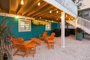 Terrace/patio - ☀️Pet Friendly | Great Outdoor Space | Short Walk to Beach | Coral Suite☀️ (Fort Myers Beach)