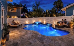 Pool - ☀️Pet Friendly | Great Outdoor Space | Short Walk to Beach | Coral Suite☀️ (Fort Myers Beach)