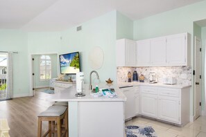 Interior - 🌊Private Pool | Pet Friendly | The Sandy Seahorse🌊 (Fort Myers Beach)