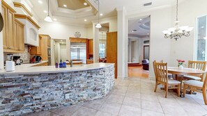 تناول الطعام