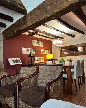 Dining - Rural boutique in the mountains. Ideal to spend a few days in peace and quiet (Xiva de Morella)