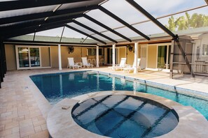 A heated pool - Clearwater AquaVista Retreat - Pool heating avail (Clearwater)