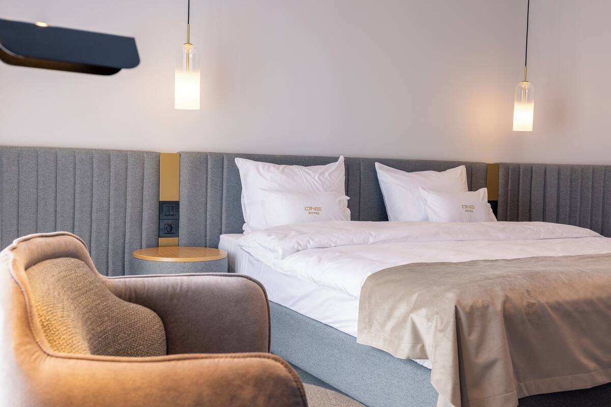 Deluxe Double Room, City View | In-room safe, desk, blackout drapes, soundproofing