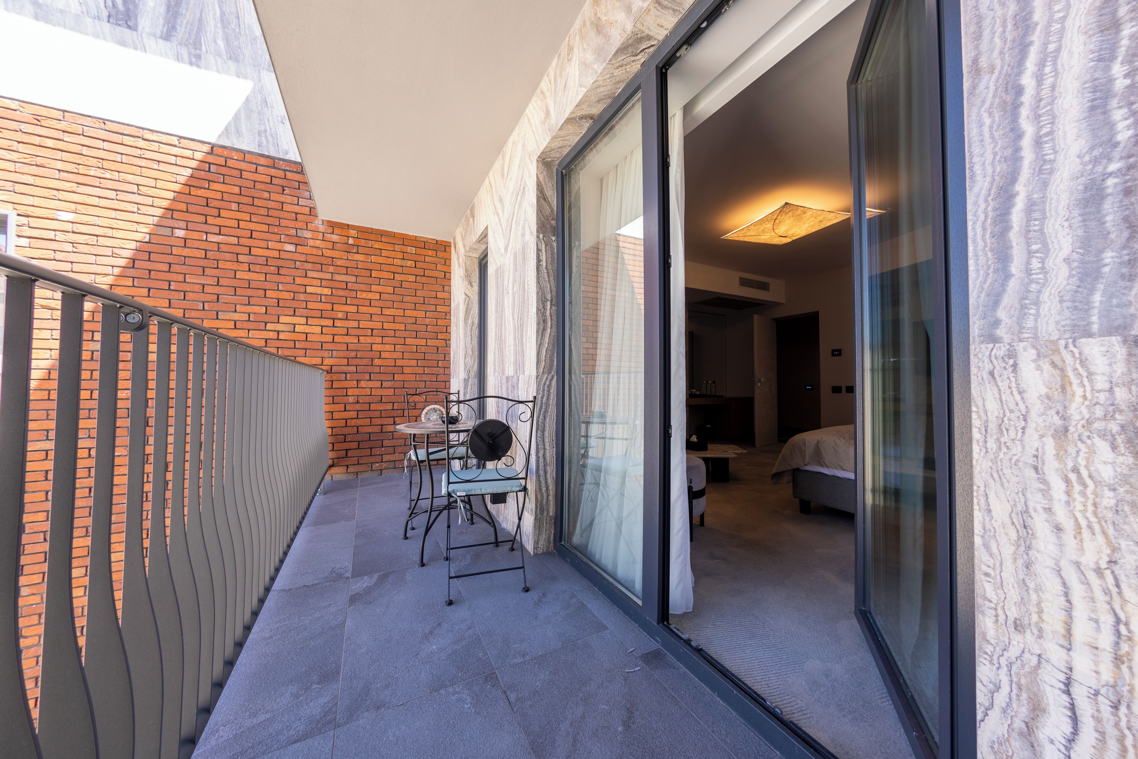 Habitación doble estándar, balcón, vista a la ciudad | Terraza o patio