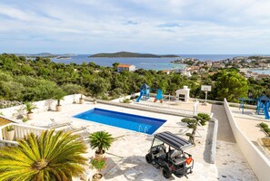 Pool - Villa Sevid - Three Bedroom Villa, Sleeps 6 (Ostricka luka)