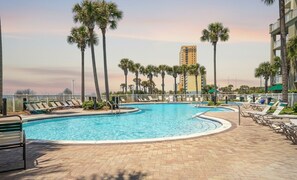 Outdoor pool, a heated pool - *5-Star* Grand Panama- Tower 1- Massive Balcony-Beachfront-Gym-Tiki Bar (Panama City Beach)