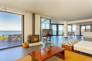 Fireplace - Villa Punta de la Creu (Puerto de la Selva)