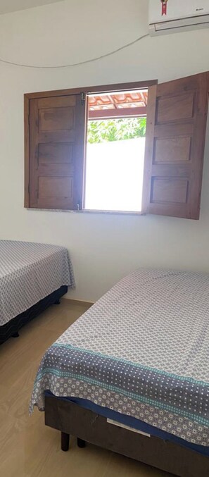 Free WiFi, bed sheets, wheelchair access