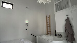 Spa - BH1039 - A -Nektar Studio (7H9J+JXC Latsida, Greece)