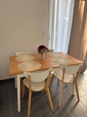 Dining - Carredas House (Bouliac)