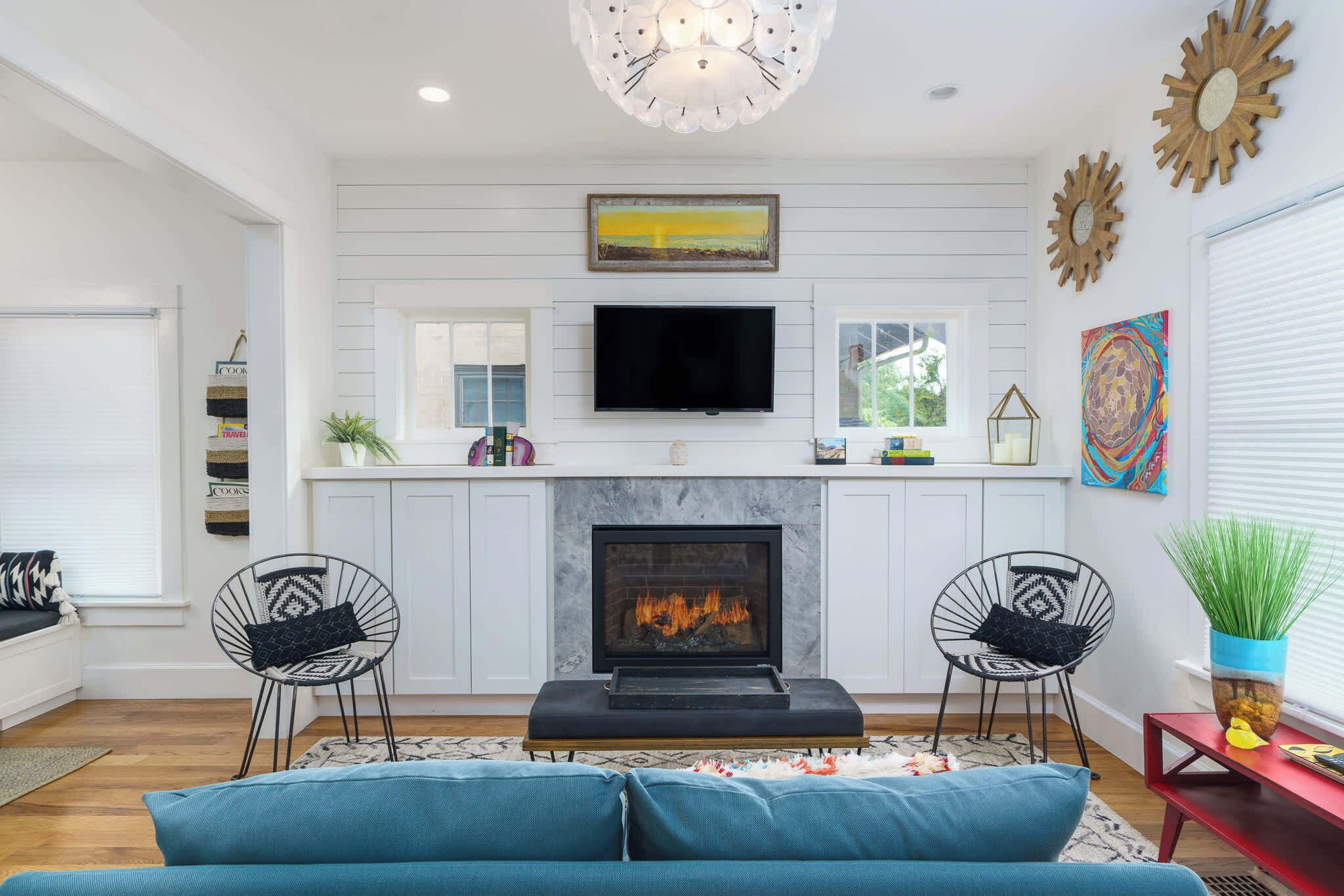 电视、壁炉、办公室