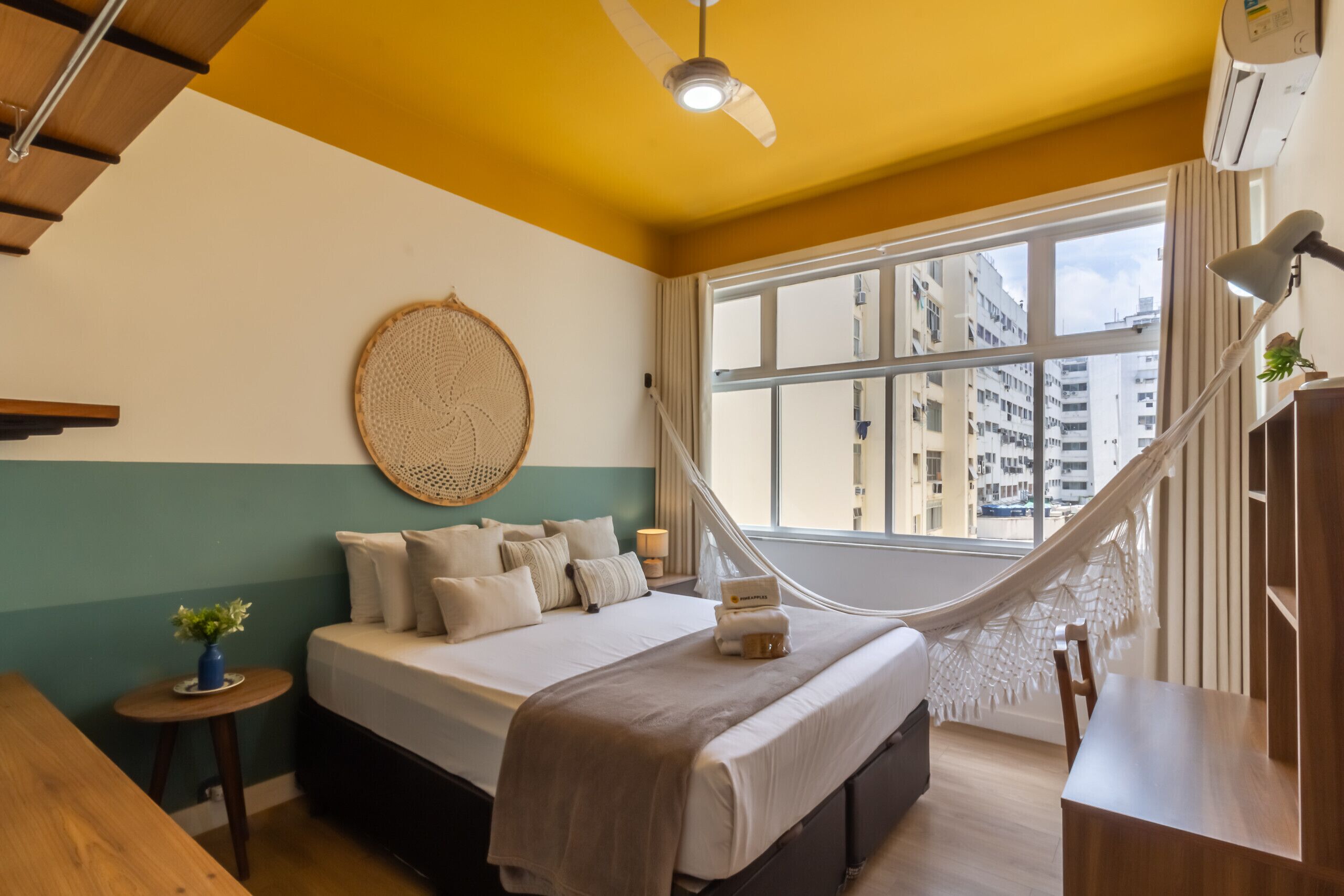 Ferros/tábuas de passar roupa, Wi-Fi de cortesia, roupa de cama