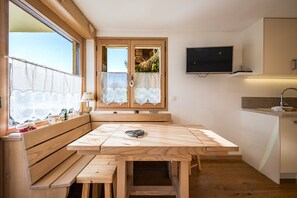 Dining - Le Beauregard 1 - Vue Montagne (Le Grand Bornand)