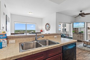 Interior - 🏖️Beautiful Views-Lagoon Pool-Hot Tub-Walk2Beach-Luau II- By the Sea☀️ (Miramar Beach)