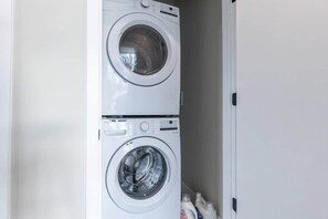 Interior - Urban Home Away from Home w. Rooftop& Parking (Jersey City)
