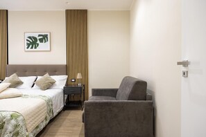 1 bedroom, iron/ironing board, WiFi, bed sheets - Marina Home in Palermo’s Historic Center (Palermo)