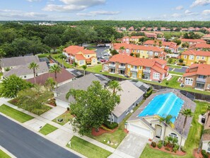 Exterior - Lake Berkley 5BR, Pool, Near Disney (Kissimmee)