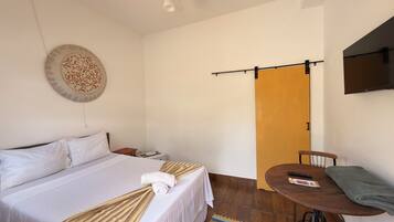 Executive Suite | Free WiFi