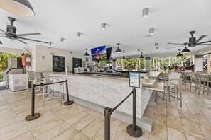 Bar (on property) - Vista Cay 3BR Townhome w/ Resort Access (Orlando)