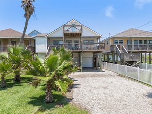 Exterior - Family-Friendly Gulf-View Beach House •  Beach Gear • Parking • Sleeps 10 (Galveston)