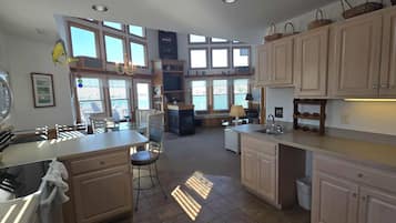 Fridge, microwave, dishwasher, coffee/tea maker