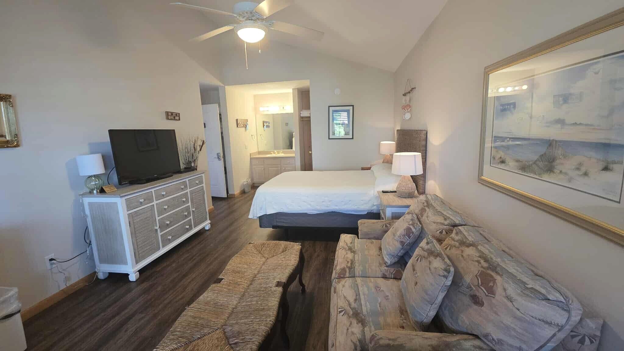 1 bedroom, internet, bed sheets