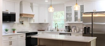 NEW! Aiken Retreat | Firepit | Hot Tub | Near Dtwn