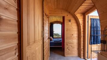 Strygejern/strygebræt, Wi-Fi, sengetøj