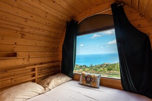 Iron/ironing board, WiFi, bed sheets - Bungalow 'Limone' with Sea View, Wi-Fi and Air Conditioning (Tusa)