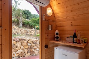 Interior - Bungalow 'Limone' with Sea View, Wi-Fi and Air Conditioning (Tusa)