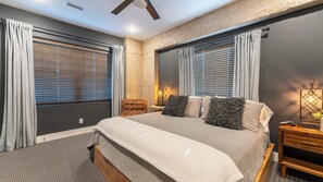 Escriptori, wifi i roba de llit