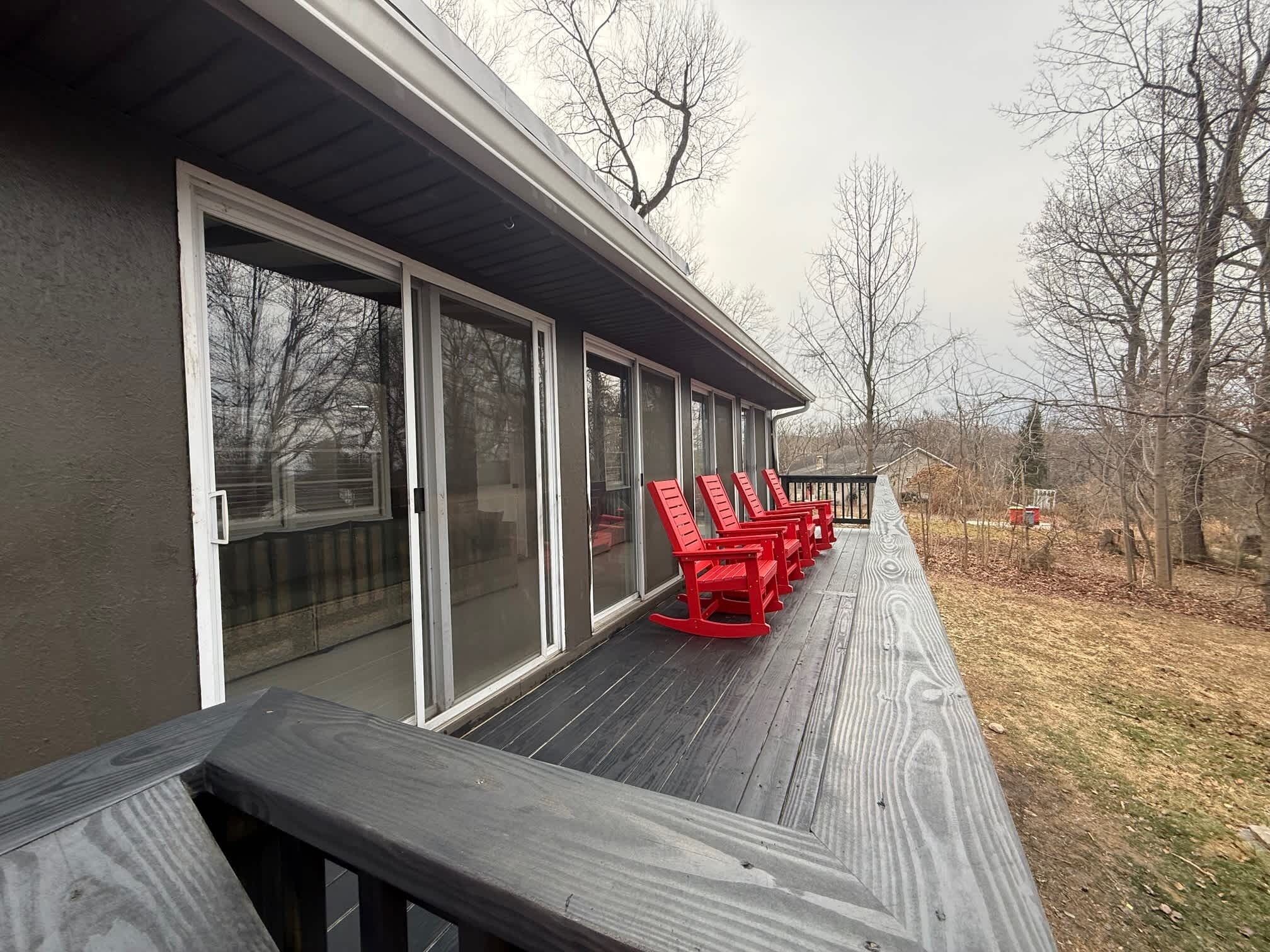 المنطقة المحيطة بالمنشأة