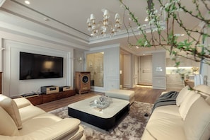 迷你吧(备有免费物品)、特色装修、特色家居、办公桌