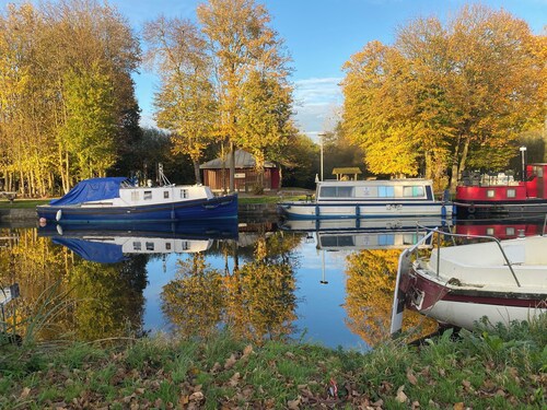 Large beautiful house and garden set in the heart of a picturesque village