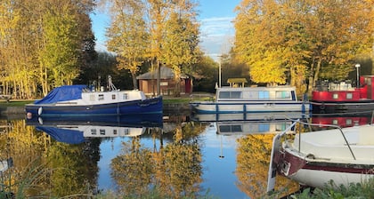 Large beautiful house and garden set in the heart of a picturesque village