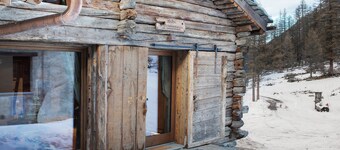 Appartement 'Lo Boi' avec vue sur la montagne, jardin commun et Wi-Fi