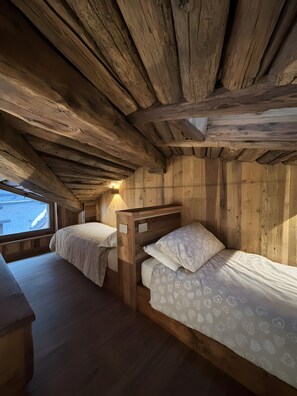 WiFi、ベッドシーツ