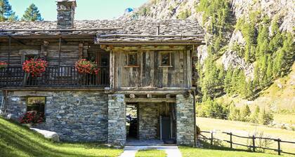 'Lo Pailler' Apartment with Mountain View, Shared Garden and Wi-Fi