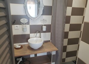 تجهيزات دش، مناشف